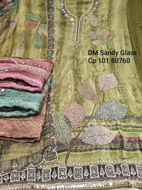 Dm Sandy Glass